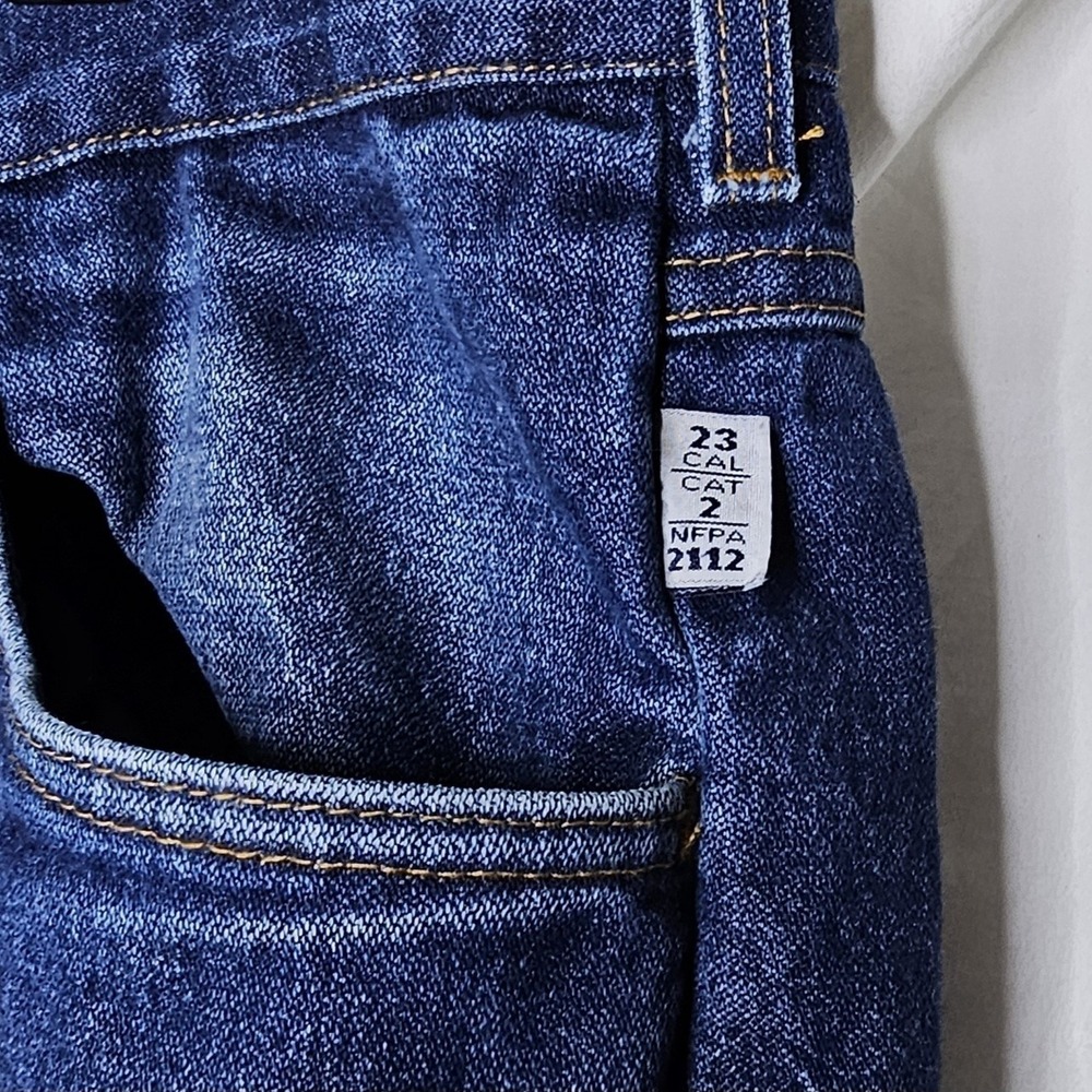 Tyndale Jeans 42X30 Mens Flame Resistant Dark Wash Denim Workwear USA 23/2/2112 - Picture 2 of 11